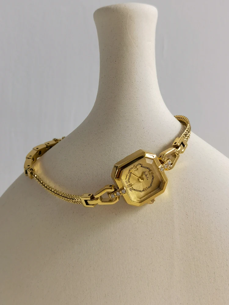Luxury Watch Vintage - ใหม่หรูหรา 18K Gold สร้อยข้อมือนาฬิกาผู้หญิงแฟชั่นขนาดเล็ก Vintage Quartz