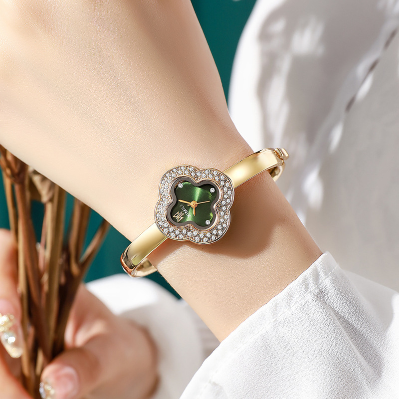 นาฬิกาข้อมือควอตซ์รูปใบโคลเวอร - Luxury Watch Kids บทวิจารณ์และราคา
