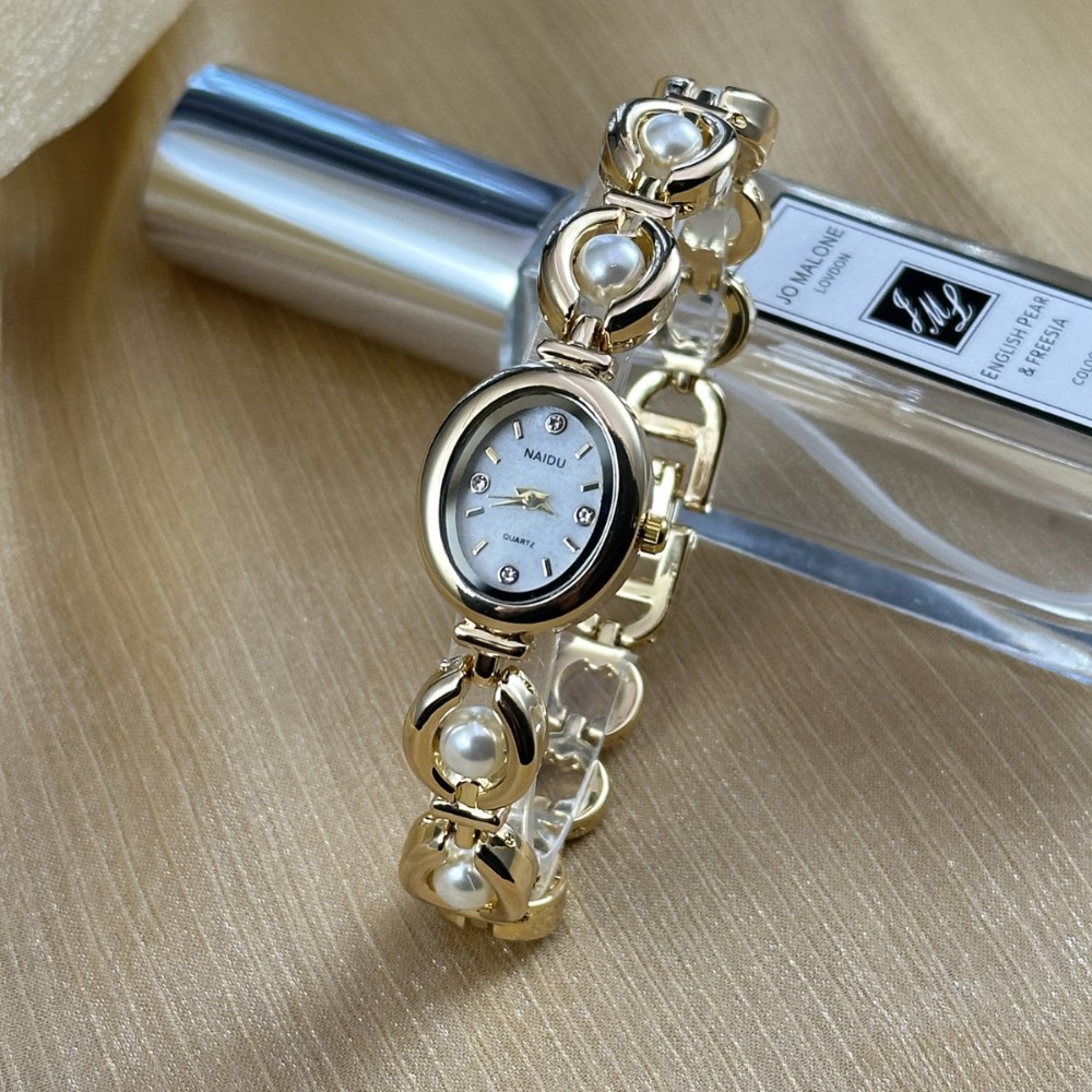นาฬิกาข้อมือผู้หญิงแฟชั่นสไตล์ - Luxury Watch Female บทวิจารณ์และราคา
