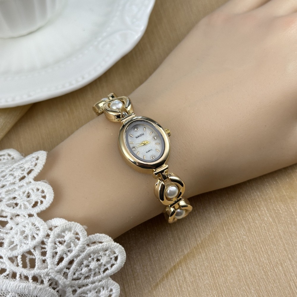นาฬิกาข้อมือผู้หญิงแฟชั่นสไตล์ - Luxury Watch Female บทวิจารณ์และราคา