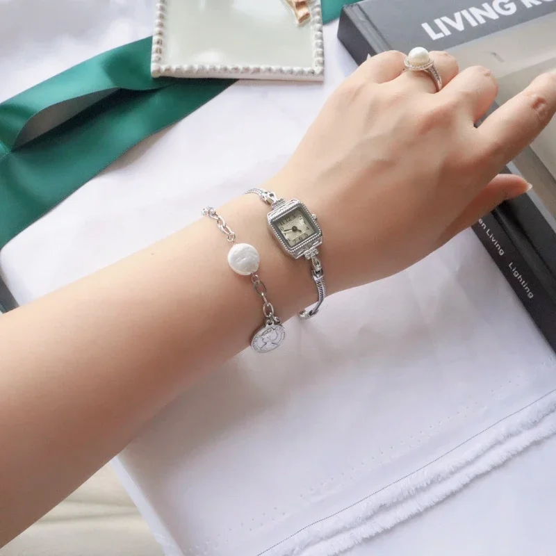 นาฬิกาข้อมือวินเทจสุดหรูอ่อนแล - Luxury Watch Vintage บทวิจารณ์และราคา