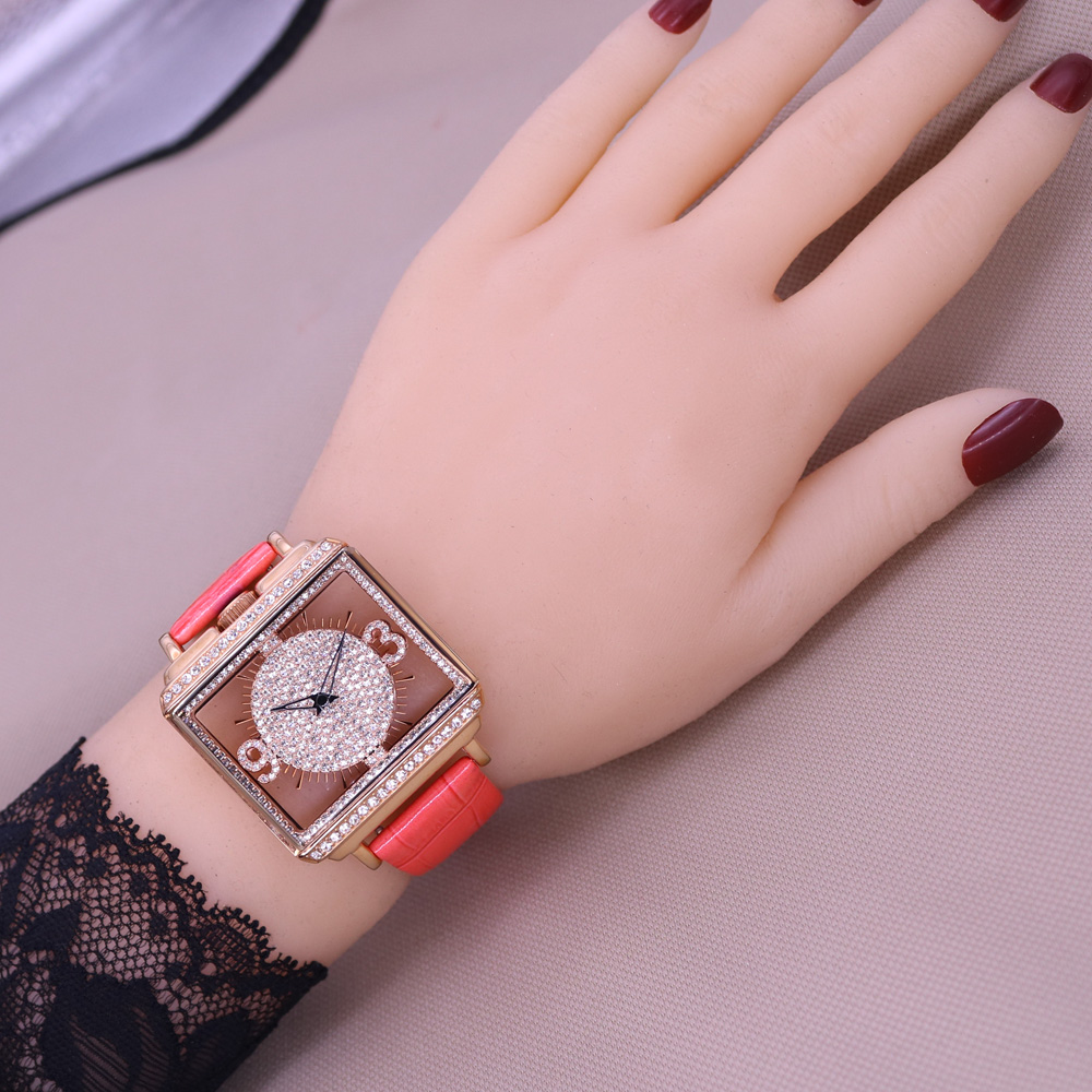 ลดราคา!!! สร้อยข้อมือหนังแฟชั่ - Luxury Watch Discount บทวิจารณ์และราคา