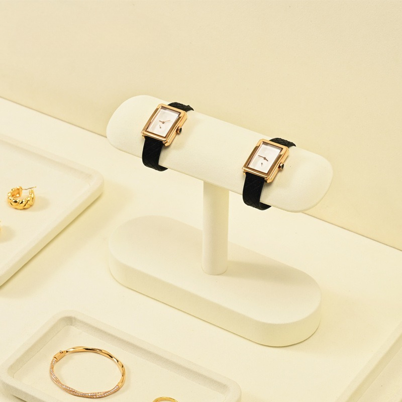 แท่นโชว์นาฬิกาหรู สำหรับร้านค้ - Luxury Watch Boutique บทวิจารณ์และราคา