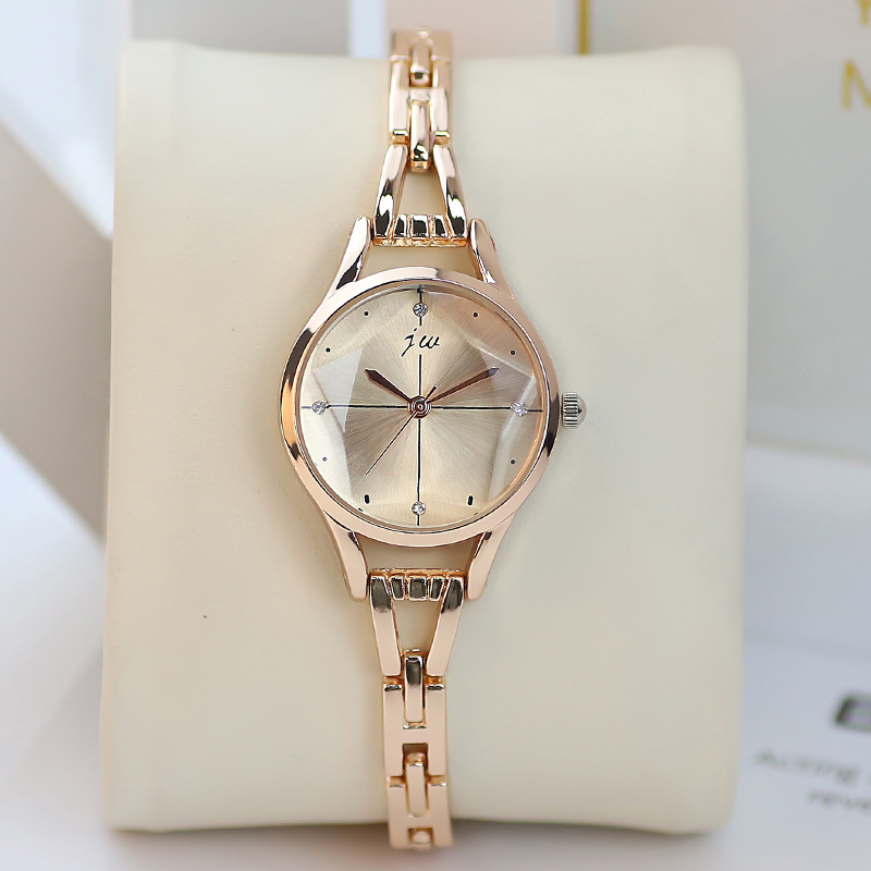 สร้อยข้อมือนาฬิกาผู้หญิง Elega - Luxury Watch Female บทวิจารณ์และราคา
