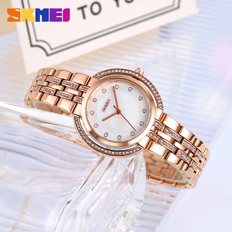 สร้อยข้อมือสตรีนาฬิกาควอตซ์หรู - Luxury Watch And Bracelet บทวิจารณ์และราคา