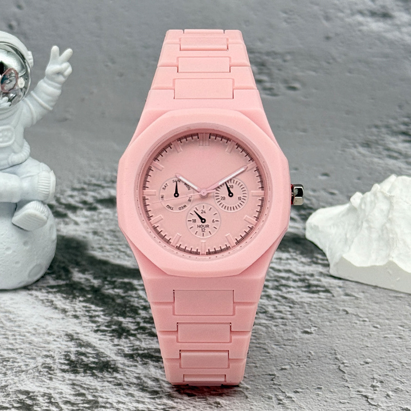แบรนด์ที่มีชื่อเสียงนาฬิกาข้อม - Luxury Watch Manufacturers บทวิจารณ์และราคา
